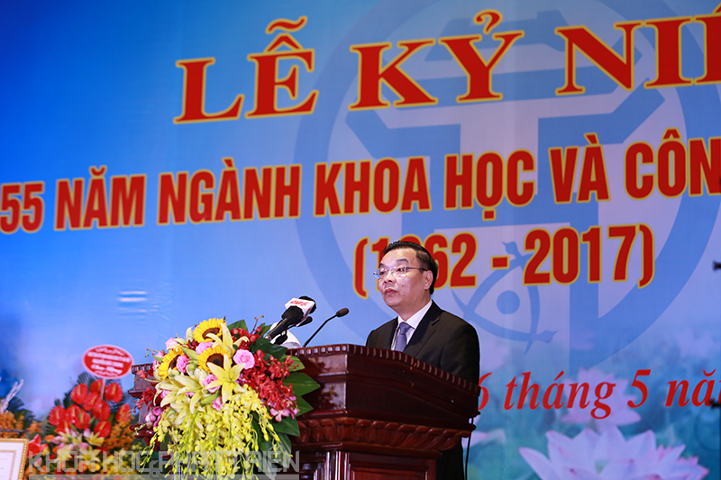 Bộ trưởng Chu Ngọc Anh phát biểu tại lễ kỷ niệm. Ảnh: Loan Lê