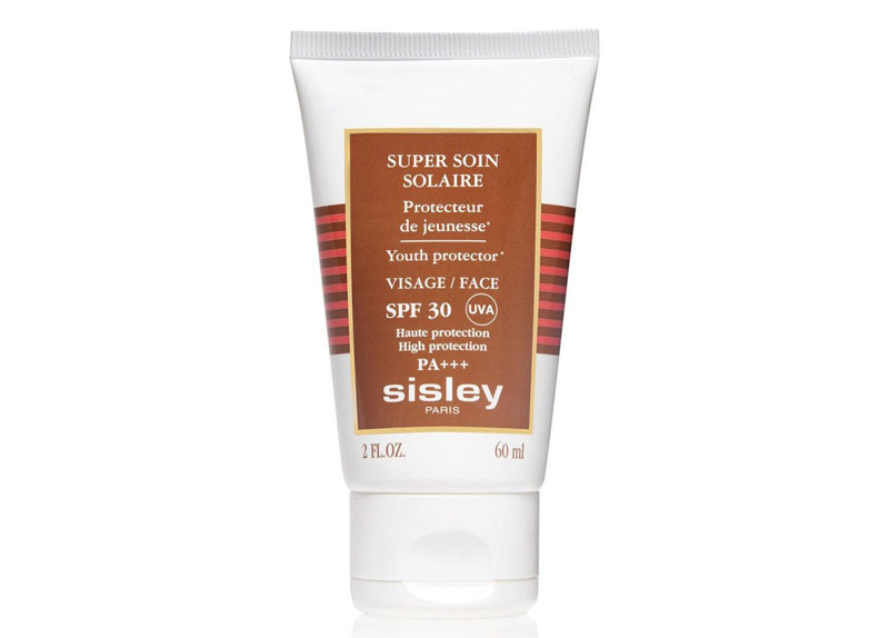 4. Sisley Super Soin Solaire Facial Sun Care SPF 30. Giá: 139 USD (tương đương 3,15 triệu đồng).