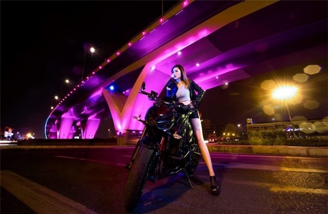 Hot girl moto Thu Anh do dang Kawasaki Z1000-Hinh-3