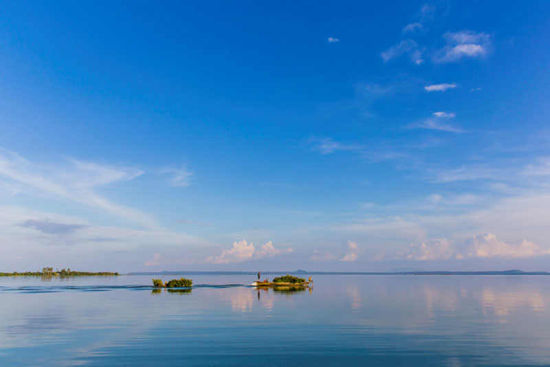 Hồ có dung tích toàn phần 2,765 tỷ m3, dung tích hữu ích 2,547 tỷ m3 và diện tích mặt hồ 323 km2. Ảnh: Nguyễn Hải Vinh.