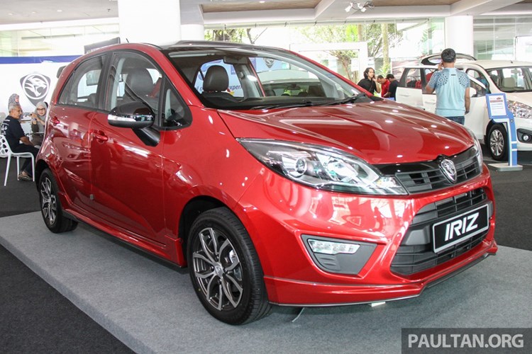 Ôtô Proton Iriz giá 233 triệu khiến người Việt phát thèm. Mẫu xe hatchback nội địa cỡ nhỏ Proton Iriz 2017 đã chính thức ra mắt tại thị trường Malaysia với mức giá chỉ từ 233 triệu đồng. (CHI TIẾT)