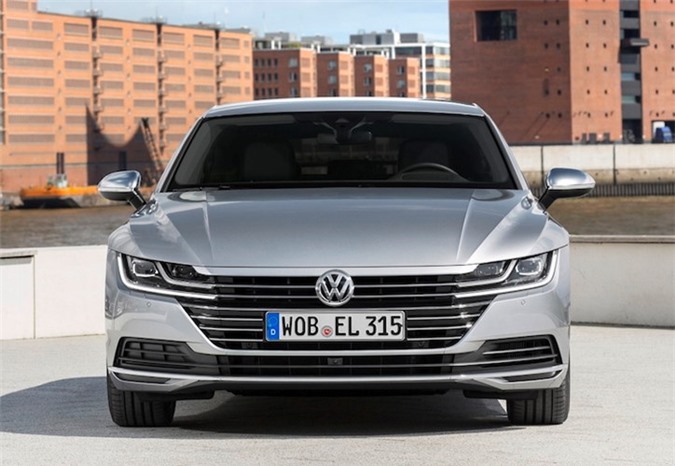 Coupe hang sang Volkswagen Arteon "chot gia" 1,2 ty-Hinh-2