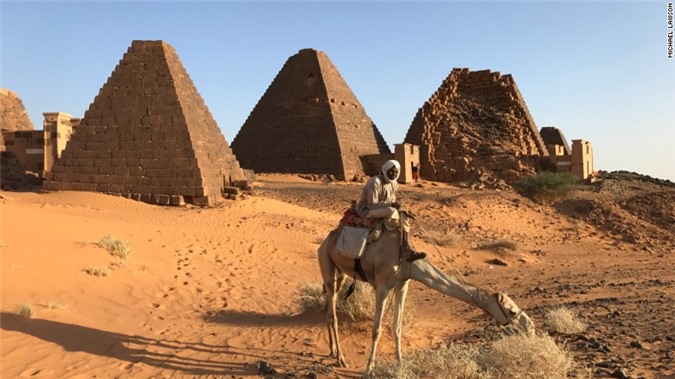 Phát hiện hàng trăm kim tự tháp "ẩn mình" ở Sudan - 1