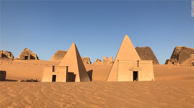 Phát hiện hàng trăm kim tự tháp "ẩn mình" ở Sudan - 2