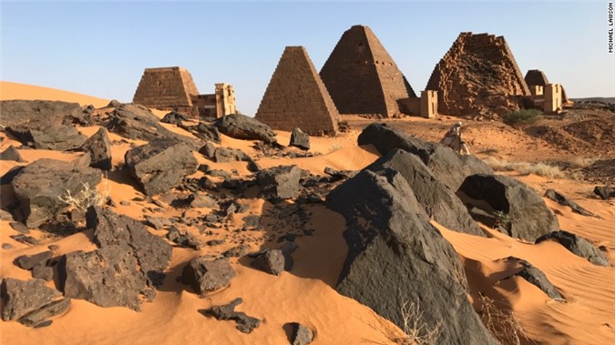 Phát hiện hàng trăm kim tự tháp "ẩn mình" ở Sudan - 6