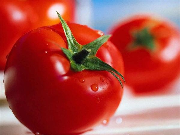 cà chua giảm nguy cơ mắc ung thư tuyến tiền liệt