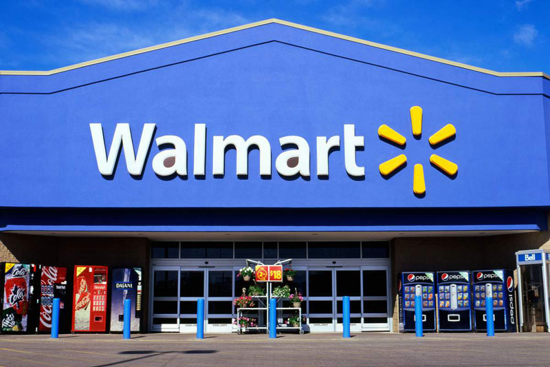 1. Walmart. Nhà bán lẻ tạp hóa lớn nhất nước Mỹ nói riêng và thế giới nói chung. Walmart được thành lập bởi Sam Walton năm 1962, và niêm yết trên Sở Giao dịch Chứng khoán New York năm 1972. Đến ngày 31/1/2017, Walmart có 11.695 cửa hàng trên toàn thế giới.