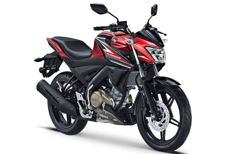 Cận cảnh naked bike 149,8cc, giá hơn 44 triệu đồng của Yamaha. Tại Indonesia, Yamaha V-Ixion 2017 có giá bán 26 triệu Rupiah (tương đương 44,39 triệu đồng). Mẫu naked bike này được trang bị động cơ 149,8cc, sản sinh công suất 16,6 mã lực.