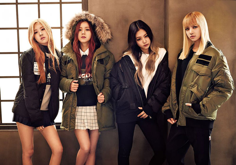 2. Black Pink. Là nhóm nhạc nữ Hàn Quốc được thành lập và quản lý bởi công ty YG Entertainment bao gồm 4 thành viên: Jisoo, Jennie, Rose và Lisa. Nhóm chính thức ra mắt vào ngày 8/8/2016 với hai đĩa đơn “BOOMBAYAH” và “Whistle”, nằm trong album đĩa đơn đầu tay “SQUARE ONE”. Black Pink lập kỉ lục là nhóm nhạc nữ được đề cử và giành chiến thắng trên các show âm nhạc nhanh nhất kể từ khi ra mắt và bắt đầu quảng bá. Nhóm được vị trí số 1 trên Inkigayo chỉ sau 13 ngày debut.