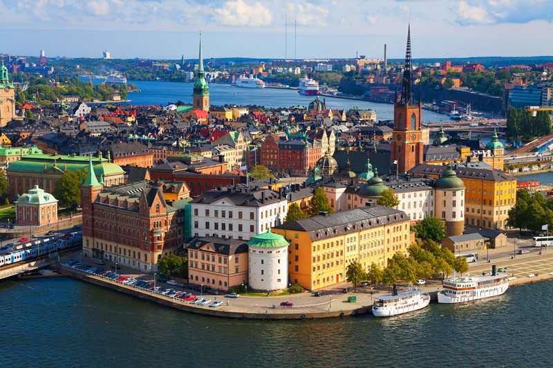 1. Stockholm. Đây là Thủ đô, nơi làm việc của Chính phủ - Quốc hội và nơi sinh sống của nguyên thủ Thụy Điển là Vua Carl XVI Gustaf. Stockholm là thành phố toàn cầu và là một trong những thành phố sạch nhất thế giới.
