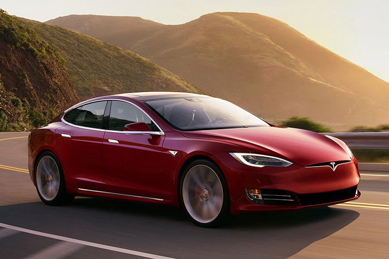 10. Tesla Model S 2017.