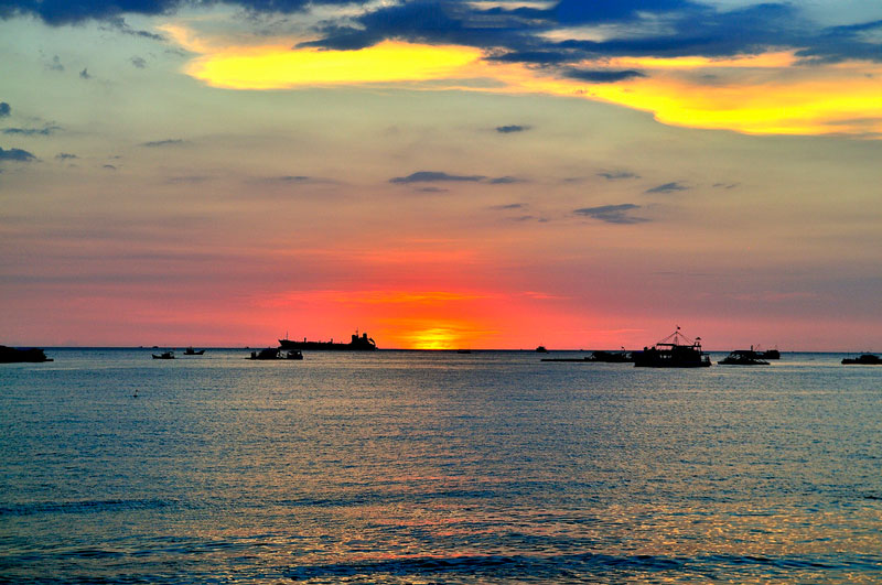 Đảo Phú Quốc là hòn đảo lớn nhất của Việt Nam, cũng là đảo lớn nhất trong quần thể 22 đảo tại đây, nằm trong vịnh Thái Lan. Ảnh: Diem Dang Dung.