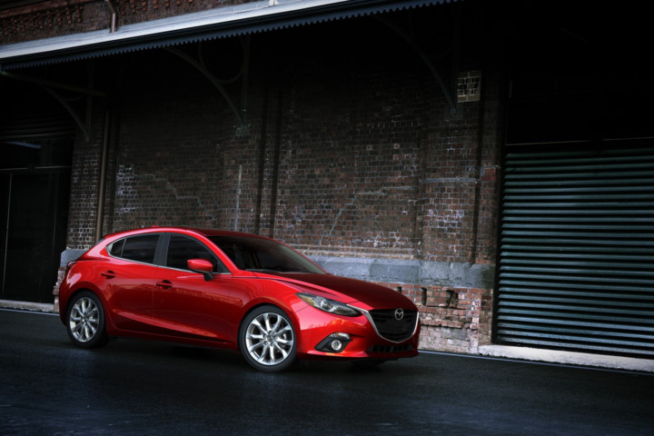 Mazda3 2018 sẽ có giá từ 436 triệu đồng. Theo một báo cáo gần đây, Mazda3 2018 sẽ có một số thay đổi khi được giới thiệu ở Mỹ vào cuối năm nay. (CHI TIẾT)