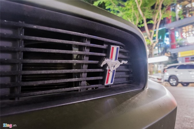 Ford Mustang ban dac biet gia tien ty tai Ha Noi-Hinh-6