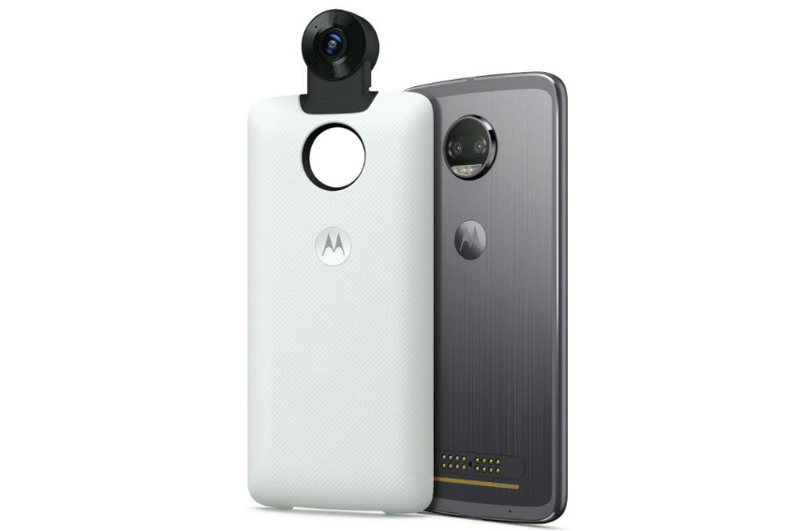 360 camera Moto Mod (trái).