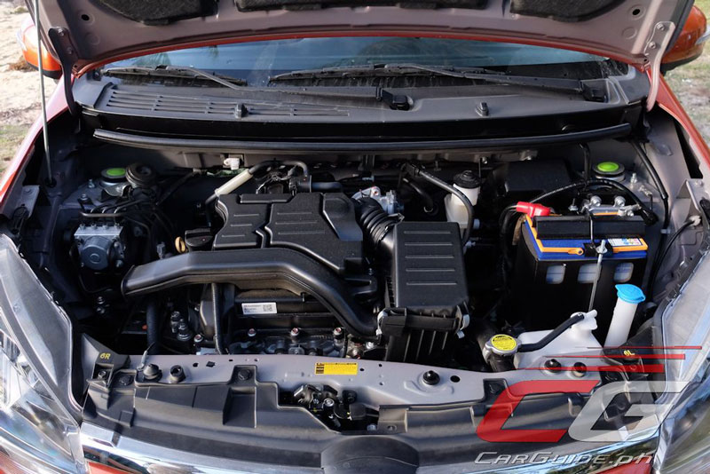 Toyota Wigo 2017 được trang bị động cơ động cơ 1KR-FE 3 xi lanh với dung tích 1 lít. Động cơ này sản sinh công suất tối đa 65 mã lực, mô-men xoắn cực đại 85 Nm. Phiên bản G AT sử dụng hộp số tự động 4 cấp. Phiên bản G MT và E MT dùng hộp số sàn 5 cấp.