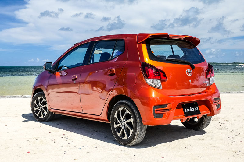 Bình nhiên liệu của Toyota Wigo 2017 có dung tích 33 lít.