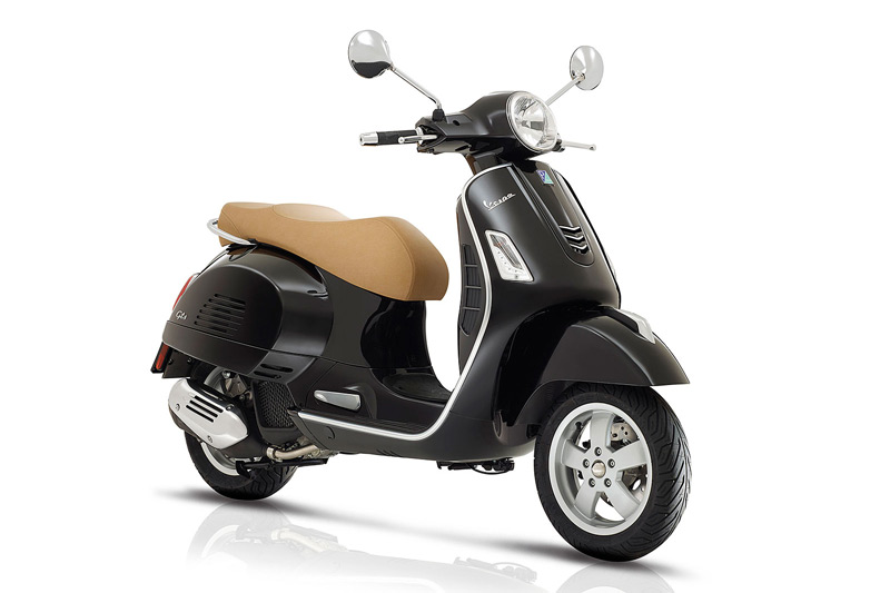 Cận cảnh xe Vespa vừa ra mắt thị trường Việt giá 89 triệu. Vespa GTS Super 125 vừa được ra mắt tại Việt Nam với giá bán 89 triệu đồng. Dưới đây là những hình ảnh cận cảnh của mẫu xe tay ga này. (CHI TIẾT)