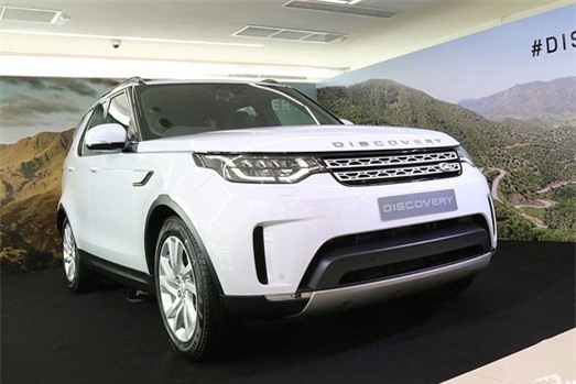 Ra mắt tới công chúng tại triển lãm Los Angeles AutoShow 2016, mẫu SUV địa hình hạng sang Land Rover Discovery 2018 nổi bật với nhiều nâng cấp về ngoại hình, công nghệ và khả năng vận hành mới đây vừa chính thức cập bến tại Đông Nam Á và thị trường đầu tiên được hãng ưu ái trong khu vực là "xứ sở chùa Vàng" Thái Lan.