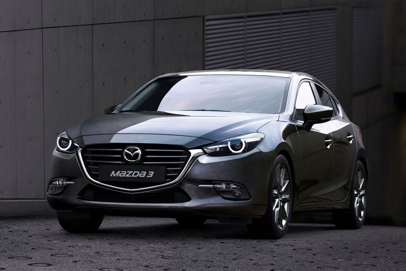 Mazda 3 2017.