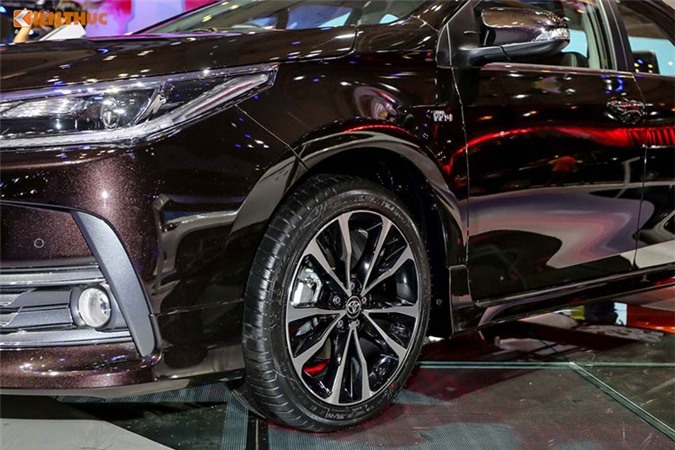 Toyota Corolla Altis 2018 “trinh lang” khach hang Viet-Hinh-6