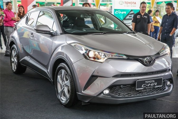 Toyota ra mắt xe ôtô CH-R 