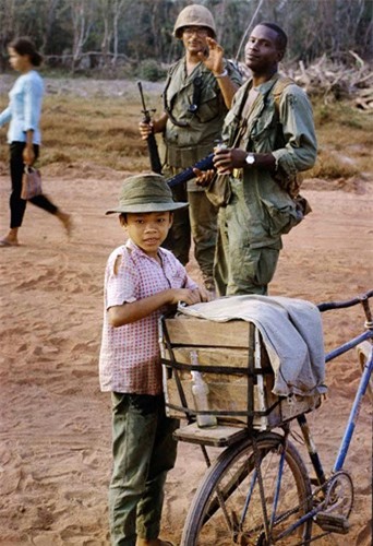 Anh hiem linh My chup trong Chien tranh Viet Nam-Hinh-10