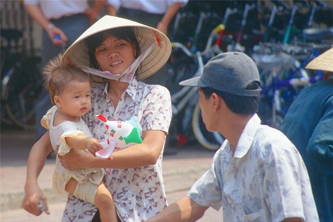 Loat anh tuyet voi ve Viet Nam cuoi thap nien 1990 (2)-Hinh-14