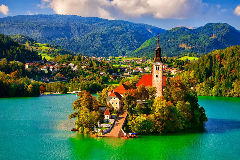 6. Slovenia. Chiều cao trung bình: 1,674m.