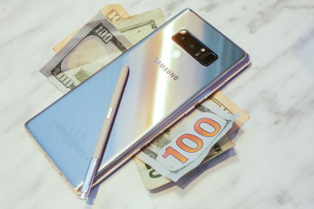 Những người từng mua Galaxy Note 7 sẽ được giảm 425 USD khi đổi smartphone hiện tại của họ lấy Galaxy Note 8.