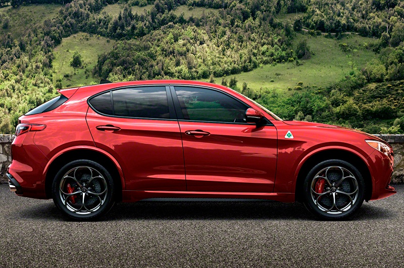 1. Alfa Romeo Stelvio 2018