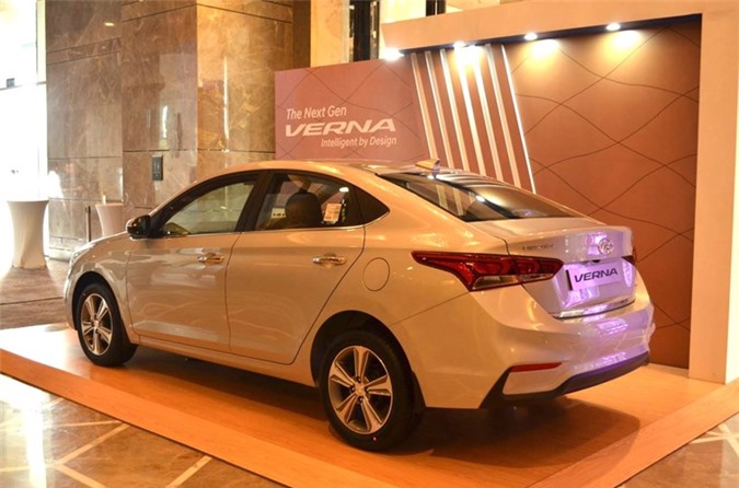 Sedan sieu re Hyundai Verna 2017 