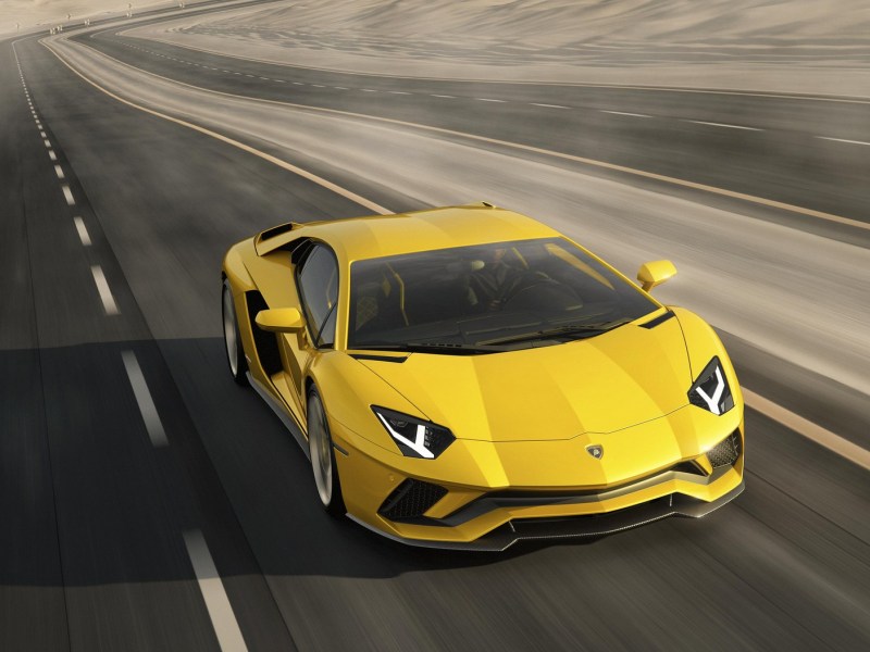 Lamborghini sắp trình loạt loạt siêu xe 1.000 mã lực. Tạp chí Automobile ngày 25/8 cho biết Lamborghini đang chuẩn bị trình làng ít nhất 7 phiên bản Huracán mới, trong đó có mẫu Barchetta, Speedster, Superleggera và SV. (CHI TIẾT)