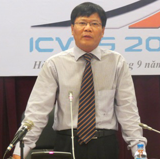 Giáo sư Nguyễn Quang Thuấn