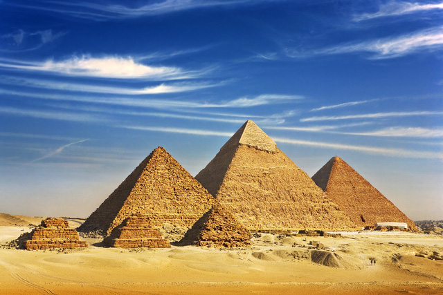 Kim tự tháp ở Ai Cập.