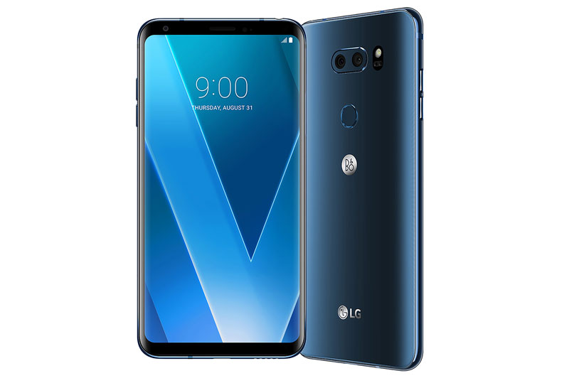 LG V30 sử dụng khung bằng kim loại, 2 bề mặt phủ kính cường lực Corning Gorilla Glass 5. Máy có kích thước 151,7x75,4x7,4 mm, trọng lượng 158 g.