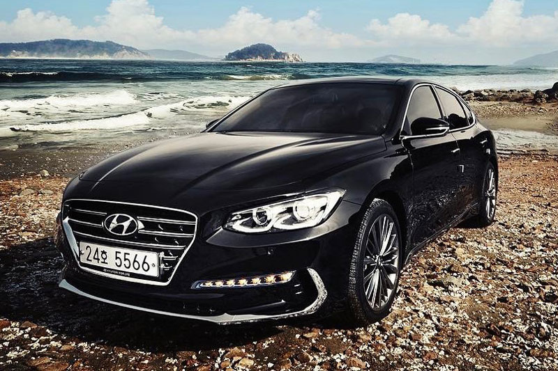 1. Hyundai Grandeur (doanh số: 8.204 chiếc).