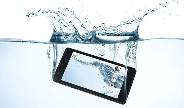 Theo Verge, smartphone mới của BlackBerry sẽ có khả năng chống nước (Ảnh minh họa).