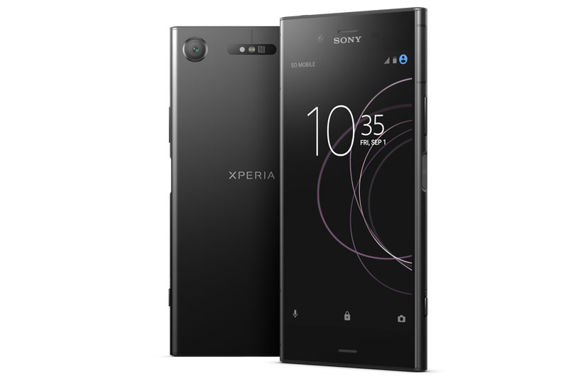 Tại Việt Nam, Sony Xperia XZ1 được bán ra từ ngày 15/9 với giá 15,99 triệu đồng. Máy có 4 tuỳ chọn màu sắc gồm Venus Pink (hồng), Moonlit Blue (xanh dương), Warm Silver (bạc) và Classic Black (đen cổ điển).