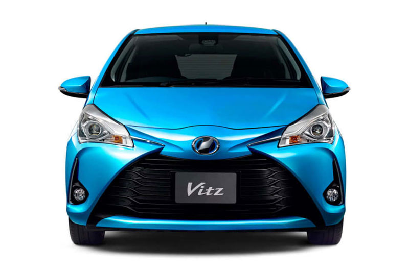9. Toyota Vitz (doanh số: 5.380 chiếc).