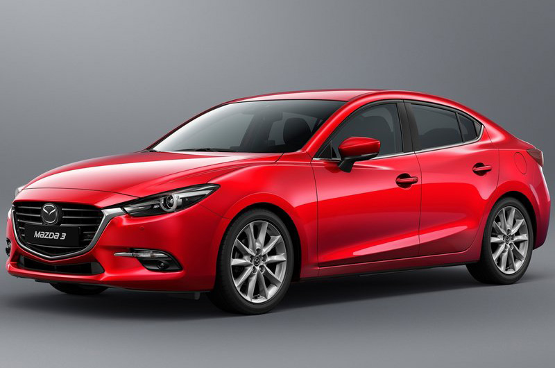 7. Mazda 3 (doanh số: 678 chiếc).