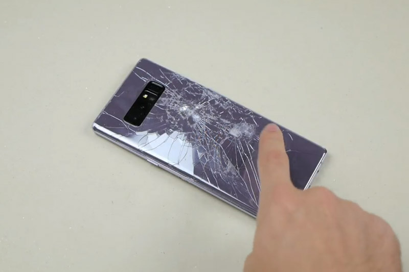 Samsung Galaxy Note 8 bị hư hỏng nặng sau bài test.