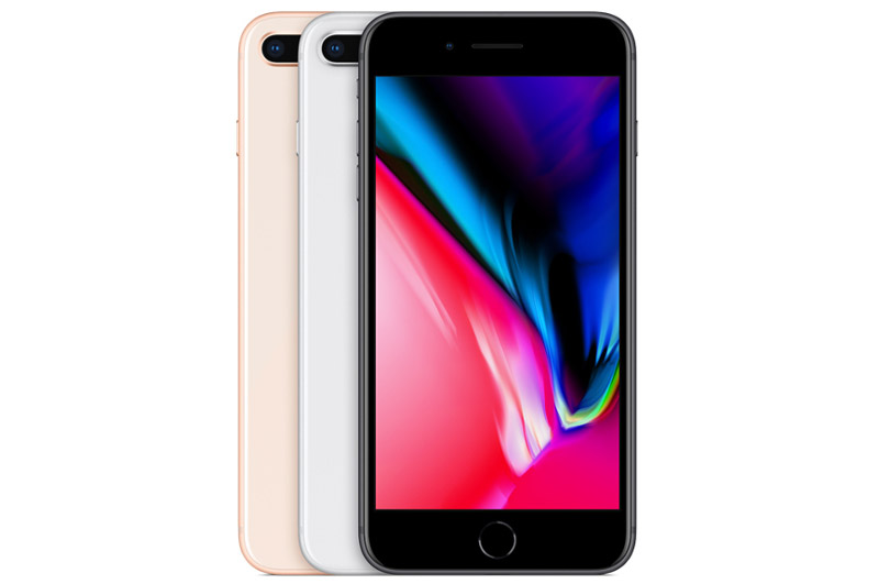 iPhone 8 Plus có 3 tuỳ chọn màu sắc là vàng, bạc và xám. Giá khởi điểm của phablet này là 799 USD (tương đương 18,14 triệu đồng). 