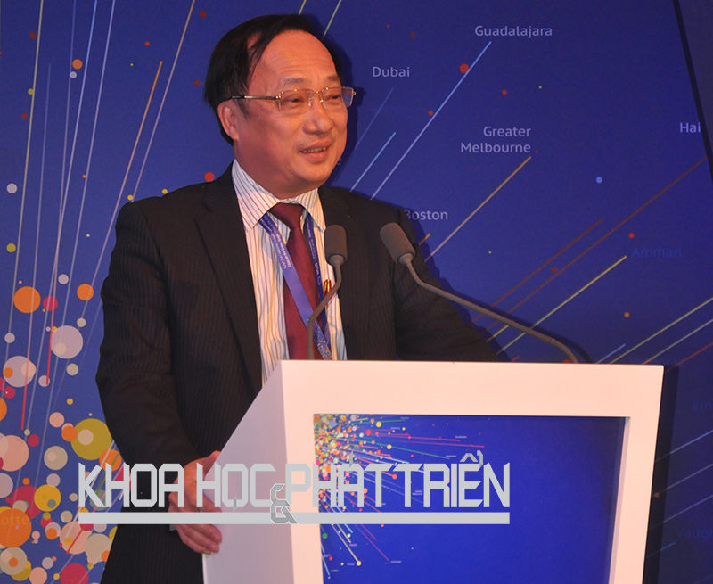 Ông Nguyễn Văn Thanh tại Hội nghị thượng đỉnh toàn cầu các thành phố thế giới ở Dubai.