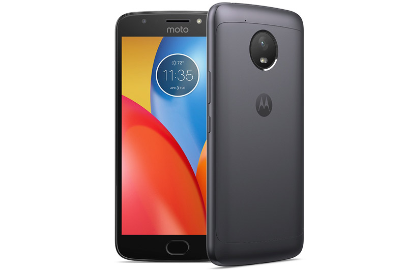 6. Motorola Moto E4 Plus (dung lượng pin: 5.000 mAh). Thời lượng pin: 13 giờ 20 phút.