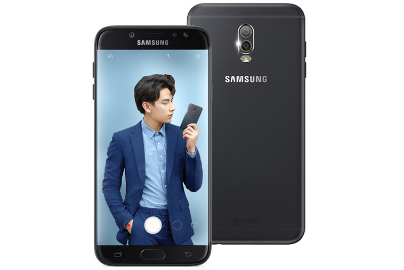 Samsung Galaxy J7 Plus sử dụng vỏ kim loại nguyên khối với các góc cạnh được bo cong giúp người dùng dễ cầm nắm. Galaxy J7 Plus có kích thước 152,4x74,7x7,9 mm, trọng lượng 180 g.