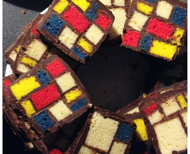 Món bánh ngọt Mondrian của Caitlin Freeman. Ảnh: NPR