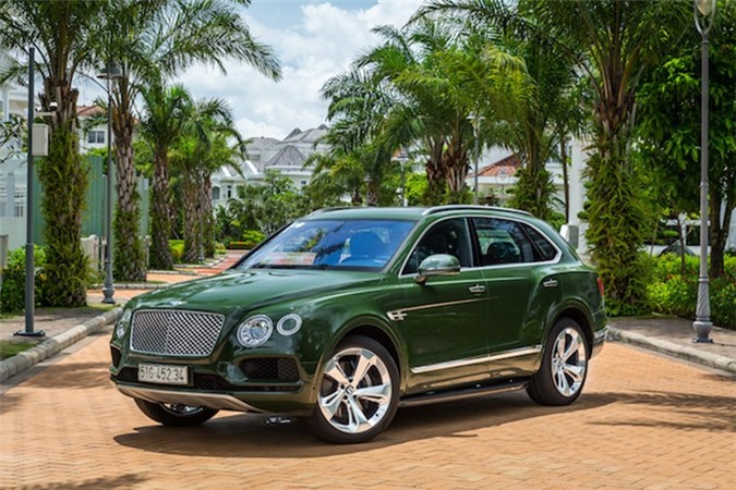 Bentley Bentayga bespoke hon 20 ty doc nhat Viet Nam