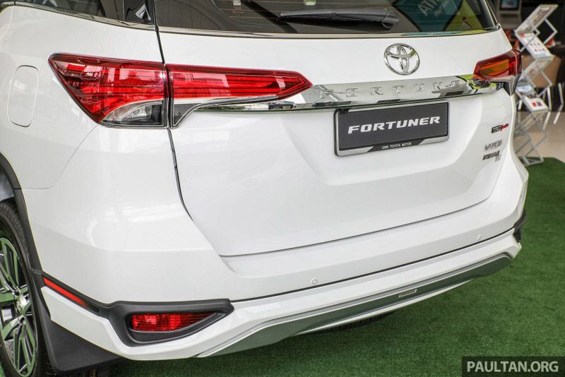 Toyota Fortuner 2.4 VRZ TRD 2017 - 6