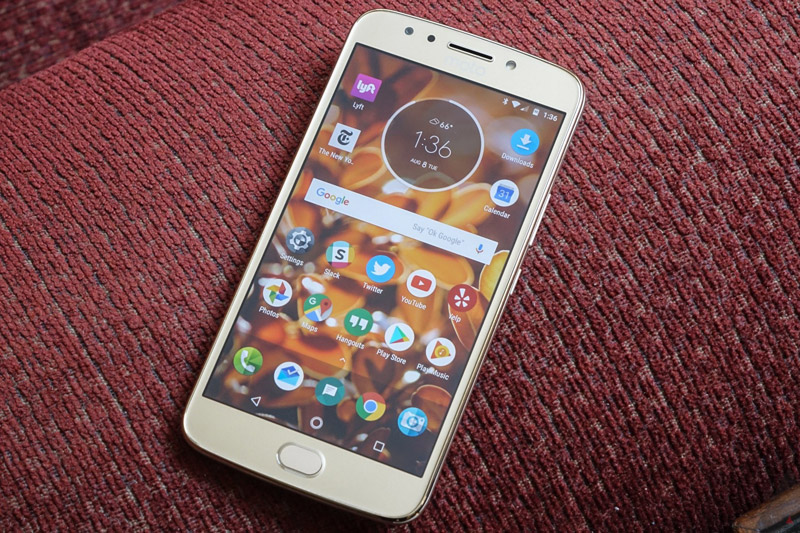 Motorola Moto E4 Plus - 4